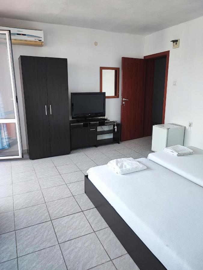 Fa Mol Apartment Pantai Sunny Luaran gambar